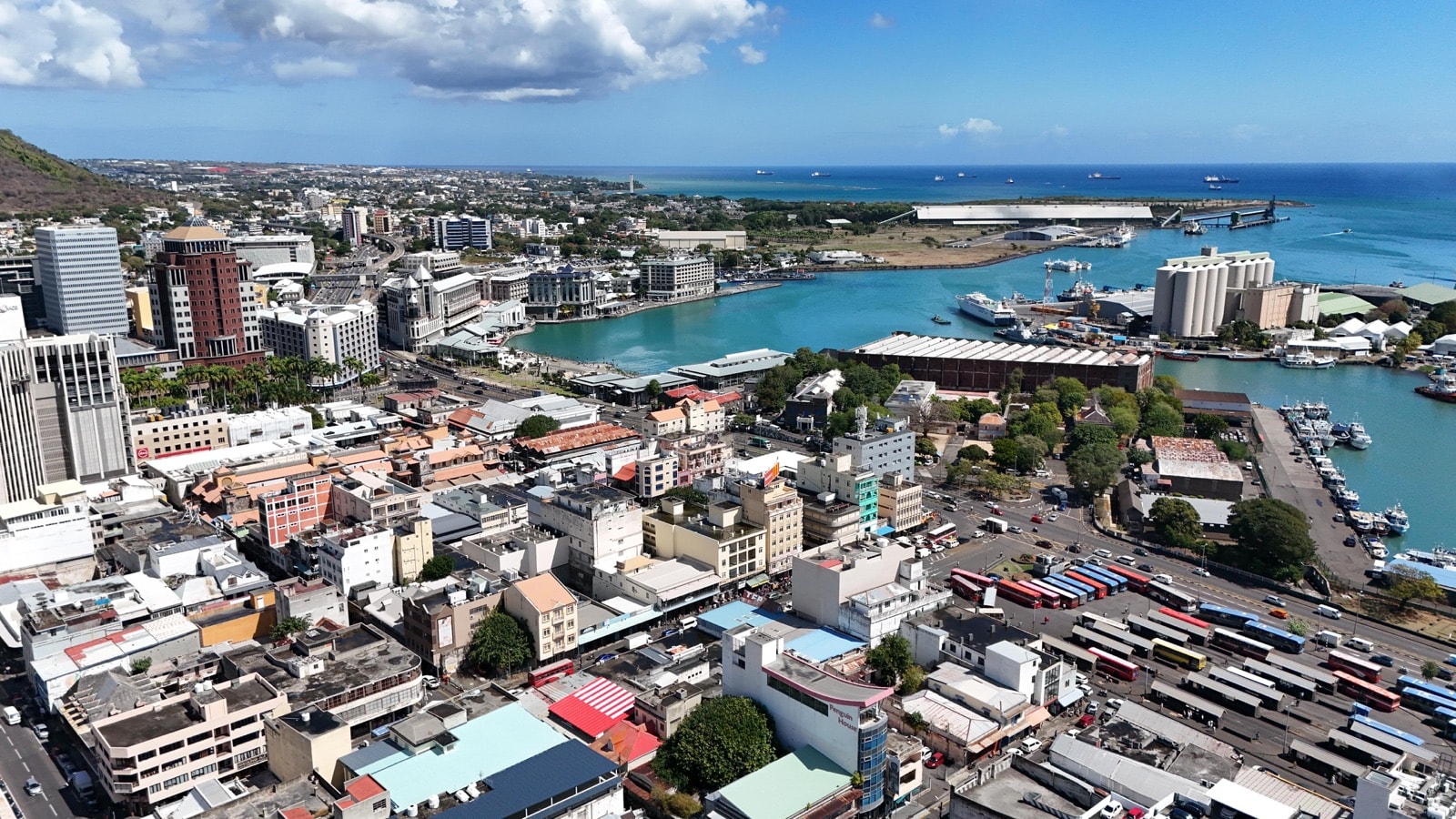 Land for sale in Port-Louis — photo 1 of 2