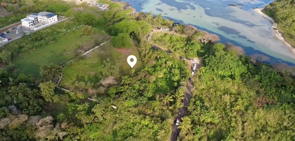 Land à vendre à Le Bouchon — image de la visite vidéo