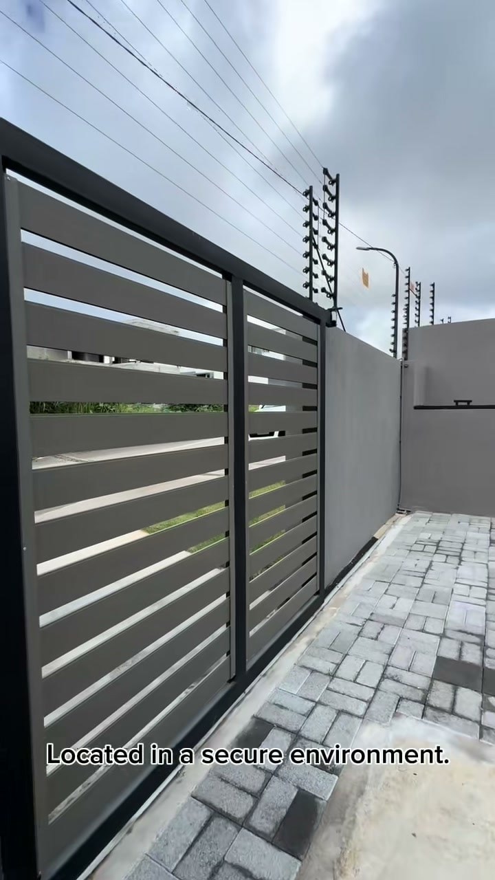 Land for sale in Roche Brunes — photo 1 of 6