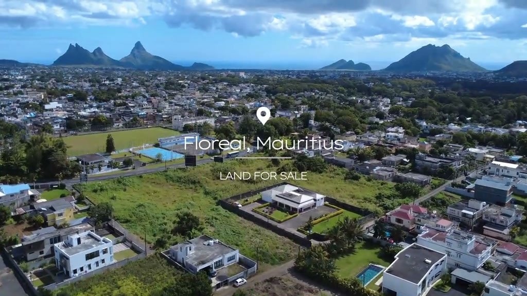 Land for sale in Floréal — photo 1 of 6